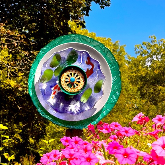 Handmade Glass garden flower. - Picture 1 of 1